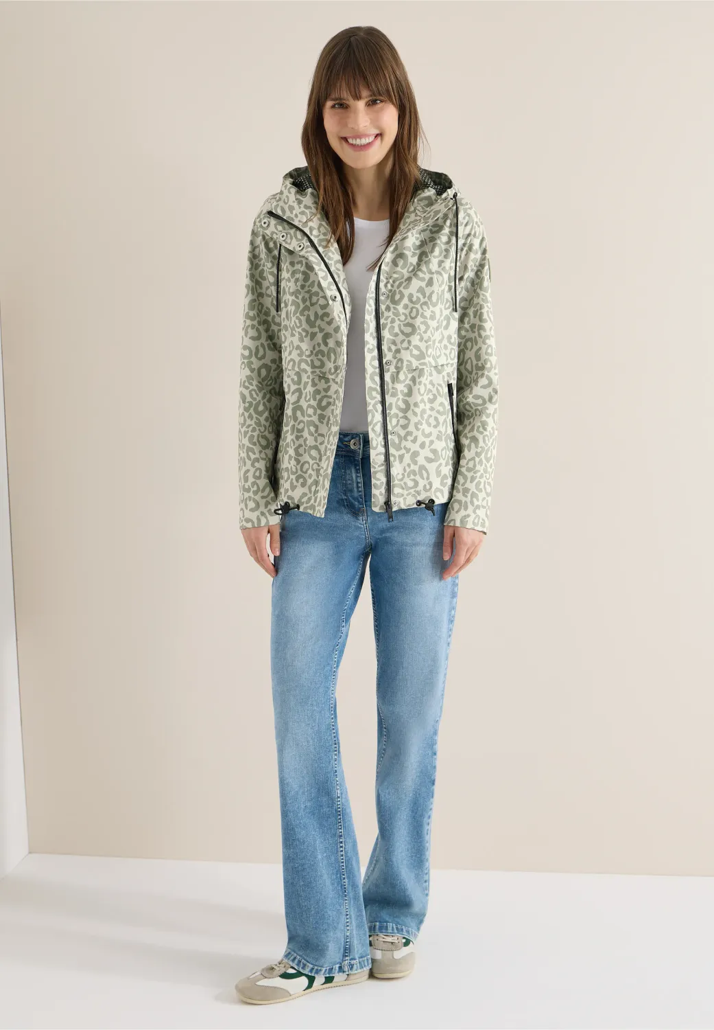 Cecil Technical Windbreaker, chlorella green