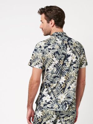 Desto Casual Kent 1/2, pastel green flowers