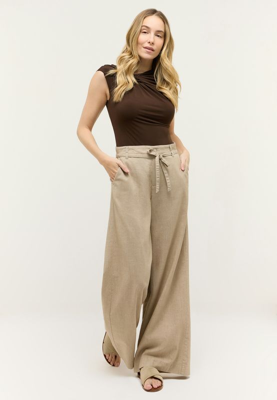 Angels Liva Sleek, iced coffee