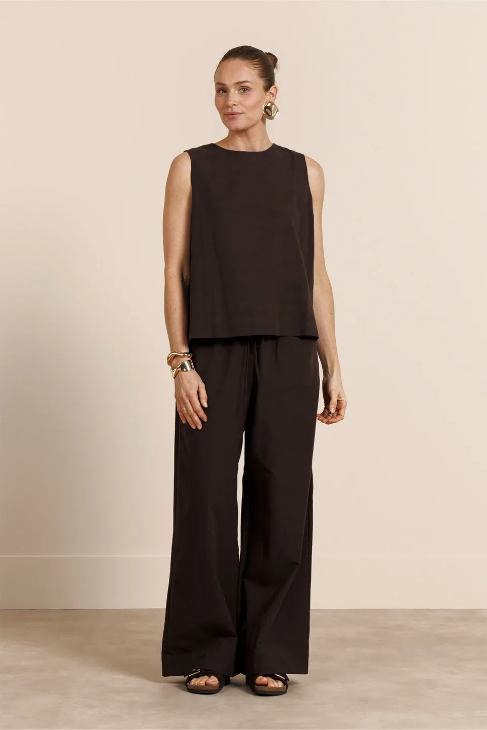 Studio Anneloes Gilian linen top, espresso