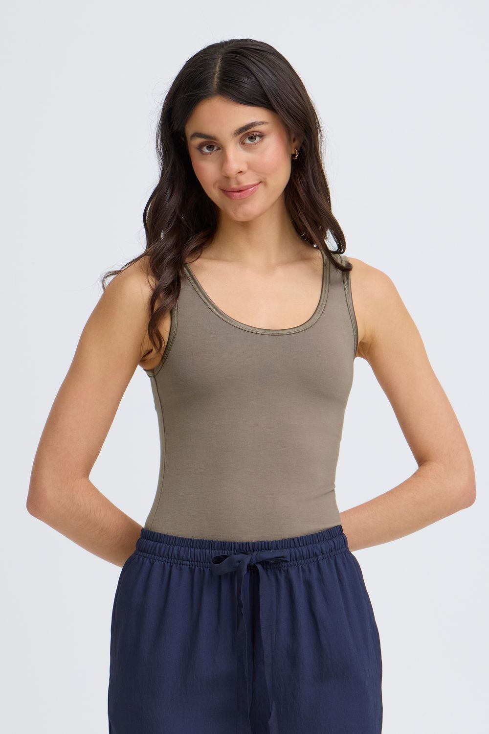 Fransa Frzula top, Mountain trail