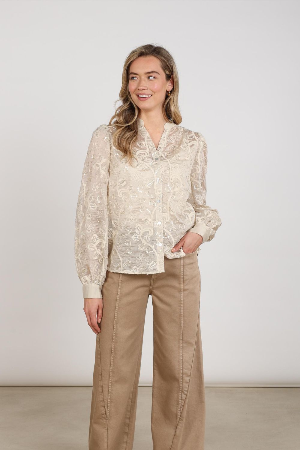Nukus Antonella Blouse Embroidery, Sand Nukus Antonella Blouse Embroidery, Sand