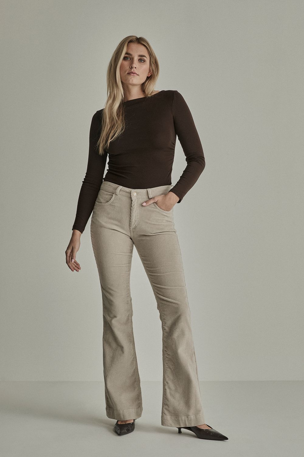 Para Mi Jade / Vintage Corduroy, Ivory Grey Para Mi Jade / Vintage Corduroy, Ivory Grey