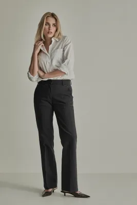 Para Mi Noor (City) / City Satin, Black Para Mi Noor (City) / City Satin, Black