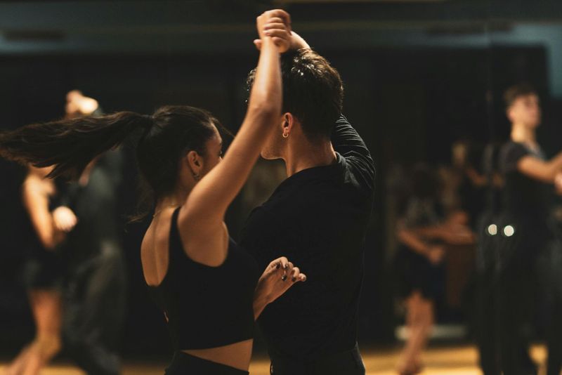 Pleasantville Cha-Cha Holiday Session