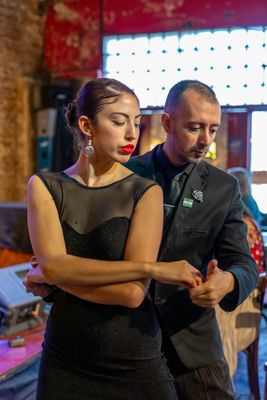 SALSA  DANCE CLASSES