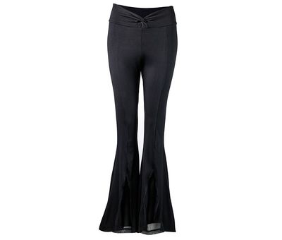 Tanzhose Nisha