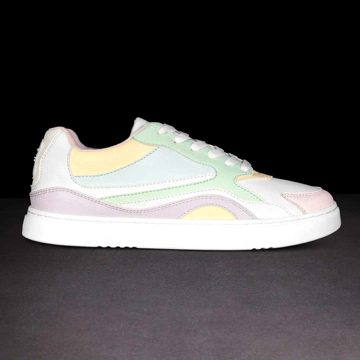 Fuego Low Top Pastel, Pre-Order
