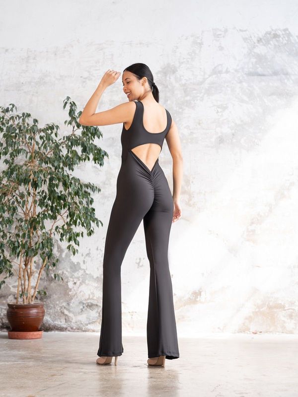 Jumpsuit 1500 Spanish Scrunch Butt Black Jumpsuit 1500 Spanish Scrunch Butt Black