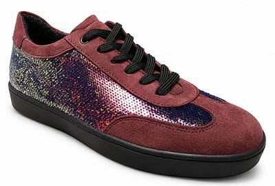 WK-D-26-31 - Sneaker - Unikat - Größe 38