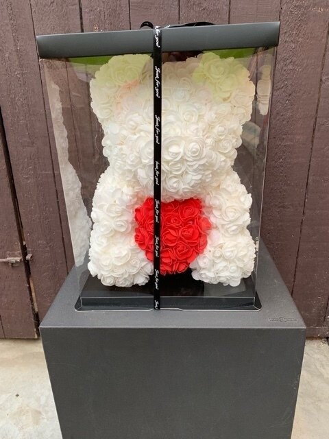 Grote rozenbeer in foam 40 cm.