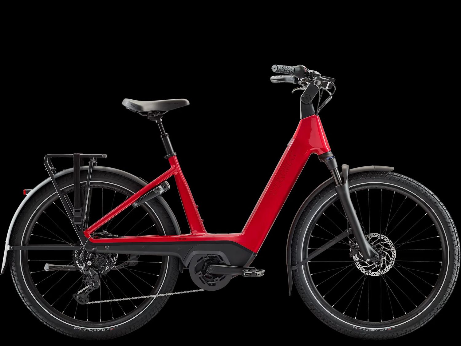 Trek Charter+ 4 R9 800 LS M Fury Red