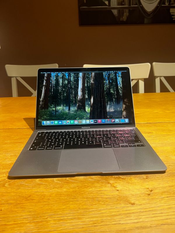 MacBook Air M1 - 8 GB - SSD 256 GB - 13 inch - 2020