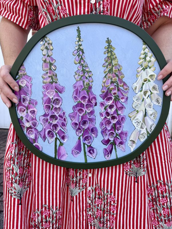 Wild Grace, in Wobbly Circular Frame