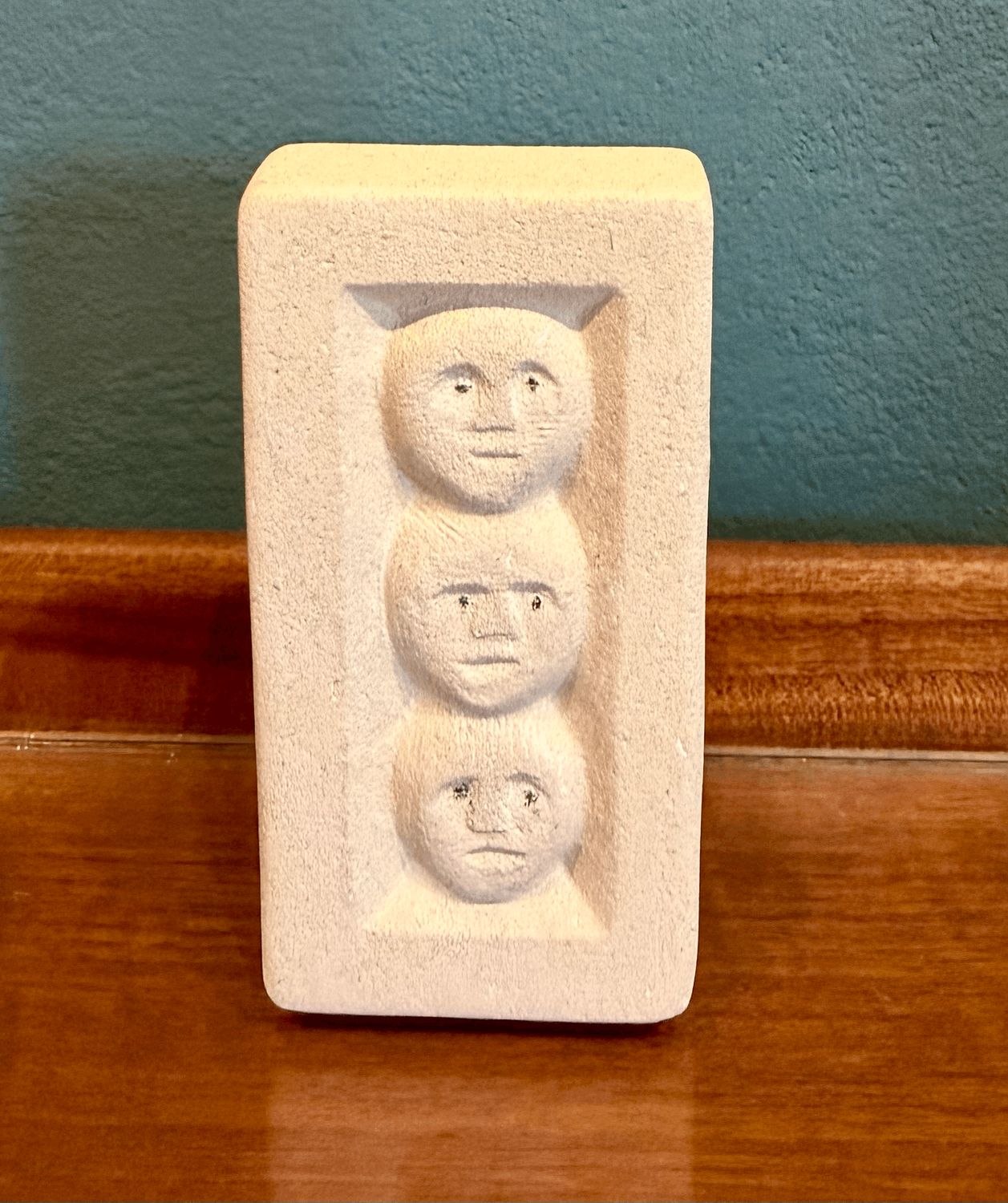 3 Faces