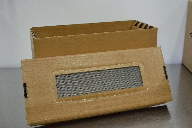 Cardboard Nuc Box vented