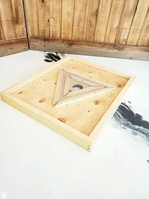 Quebec Bee Escape