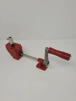 Gear for extractor with handle