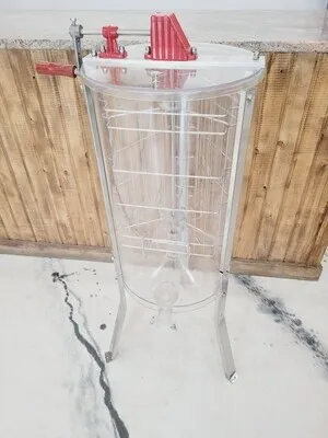 3 Frame Acrylic Manual Extractor