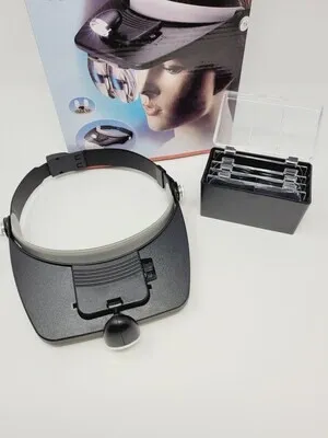 Queen Rearing Magnifier with LEDs