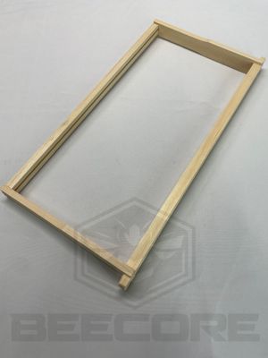 Standard wooden frames for wax OR plastic sheets