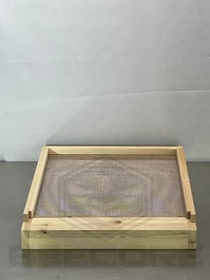 Screened/Apinovar Premium Bottom Board