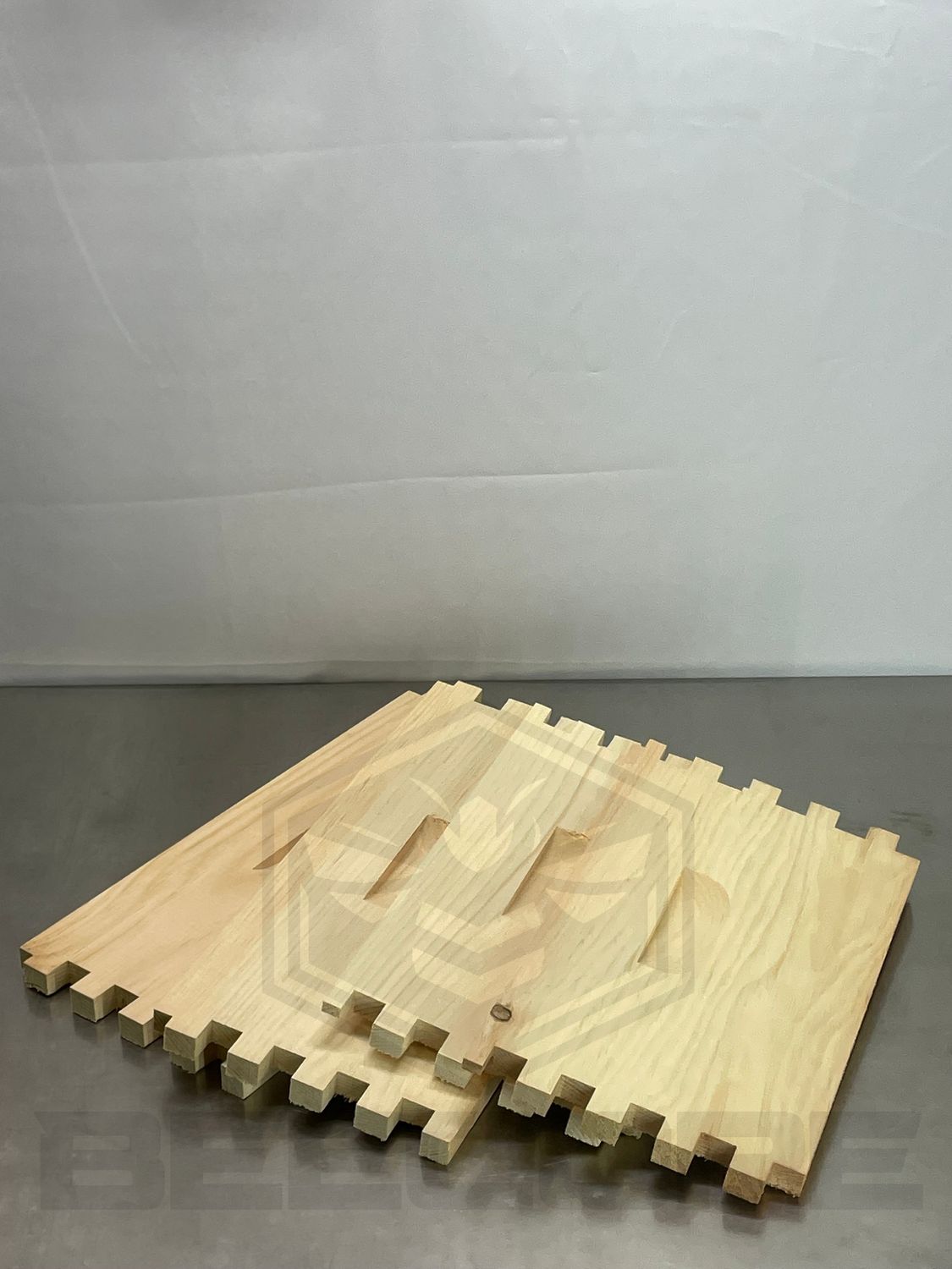Deep Hive Box