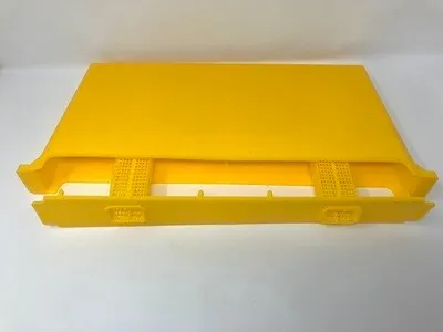 Frame Feeder Yellow