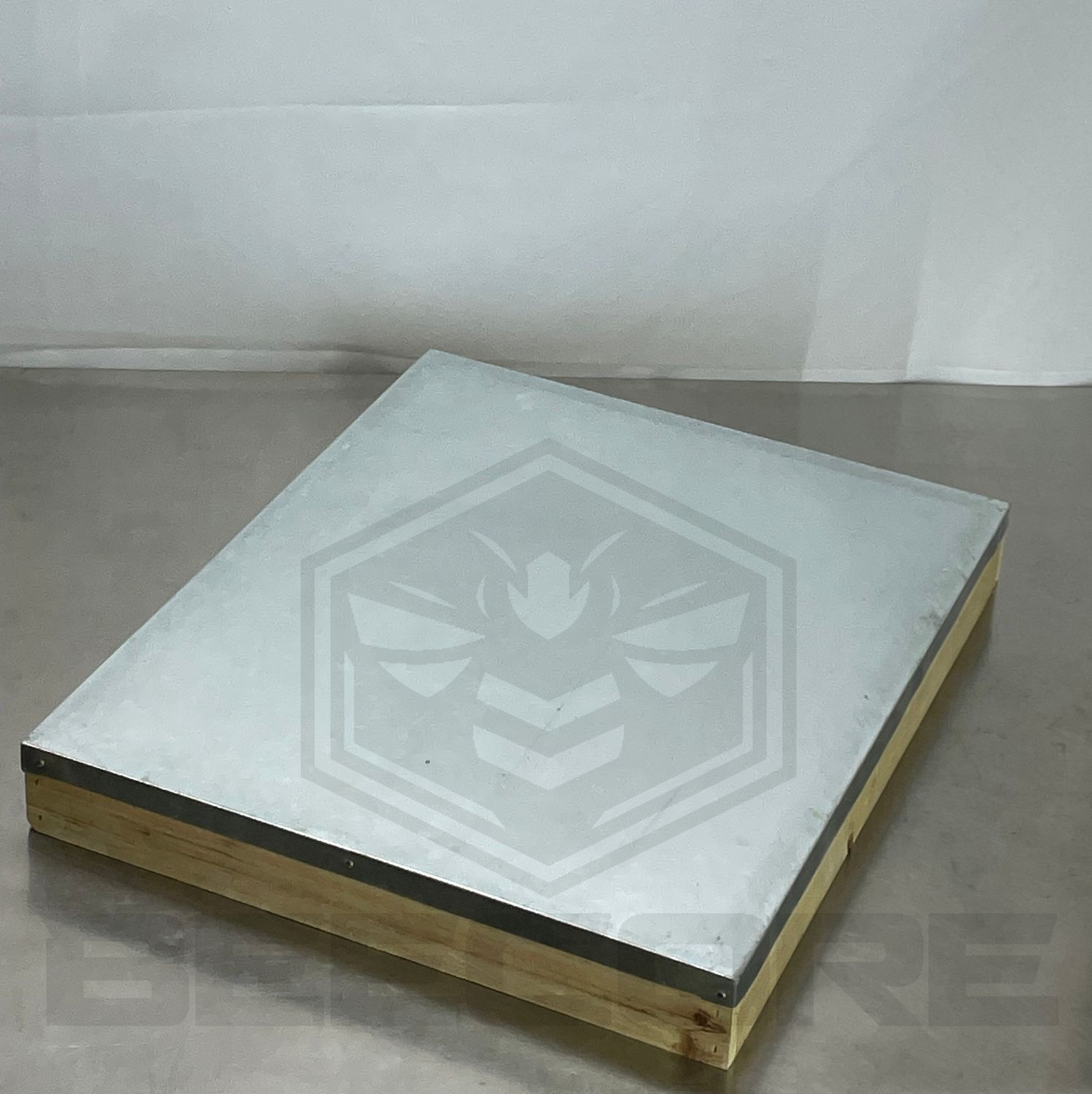 Deluxe Telescopic Hive Cover for 8 frame hive