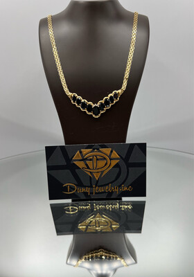 Woman’s Necklace