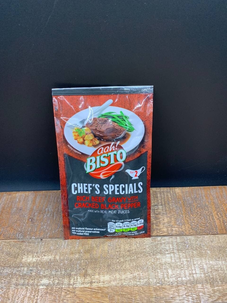 Bisto Chef's Specials Rich Beef Gravy with Cracked Black Pepper 25g