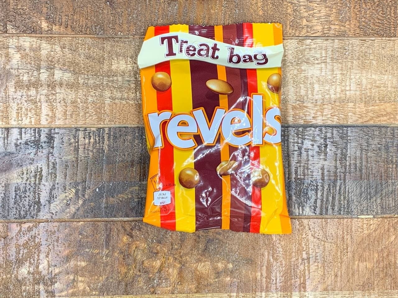 Revels 71g Treat Bag