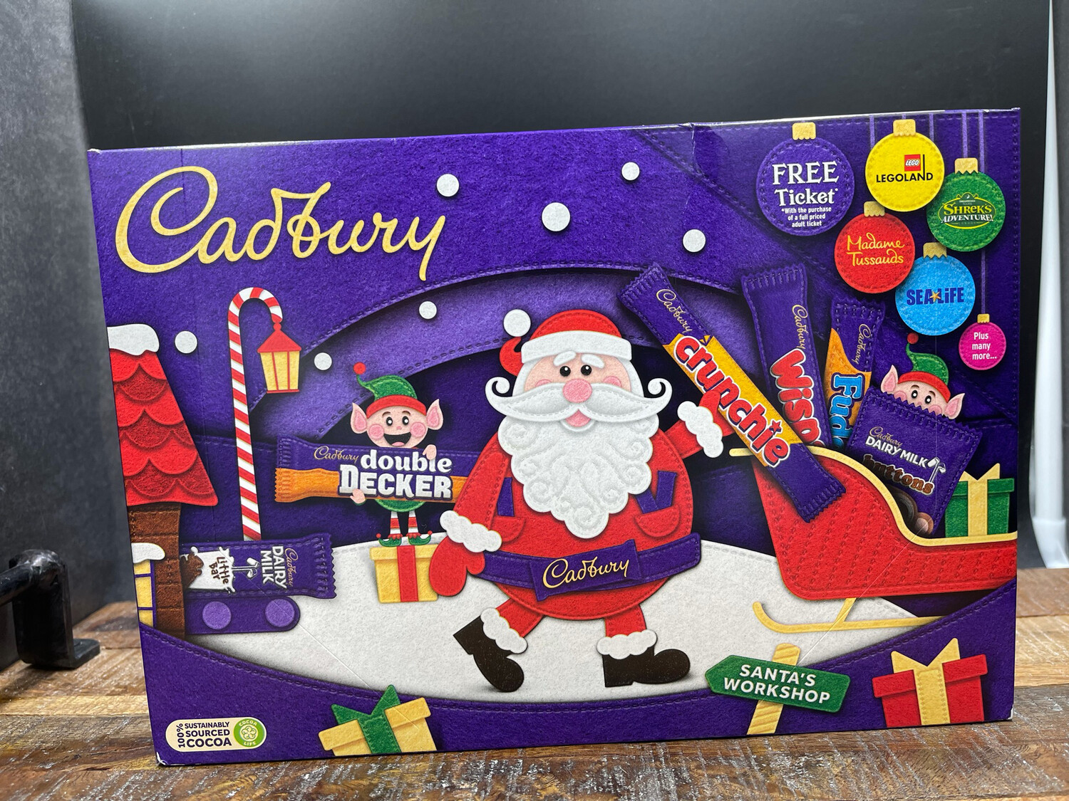 Cadbury Medium Selection Box 145g