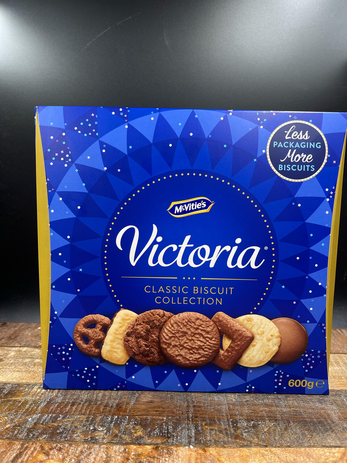 McVities Victoria Classic Biscuit Collection 600g