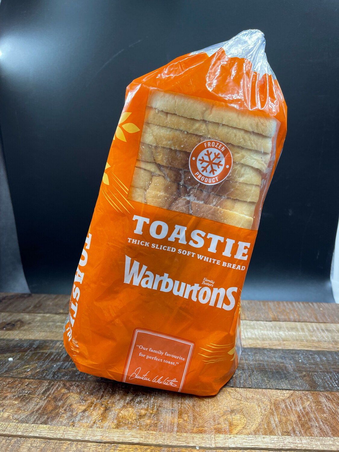 Warburtons Toastie Sliced White Bread 800g