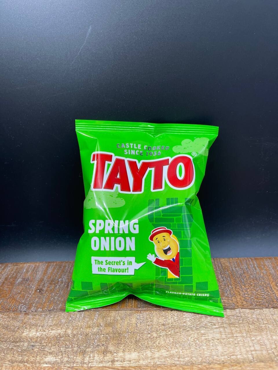 Tayto Spring Onion 32.5g Past Date Promo