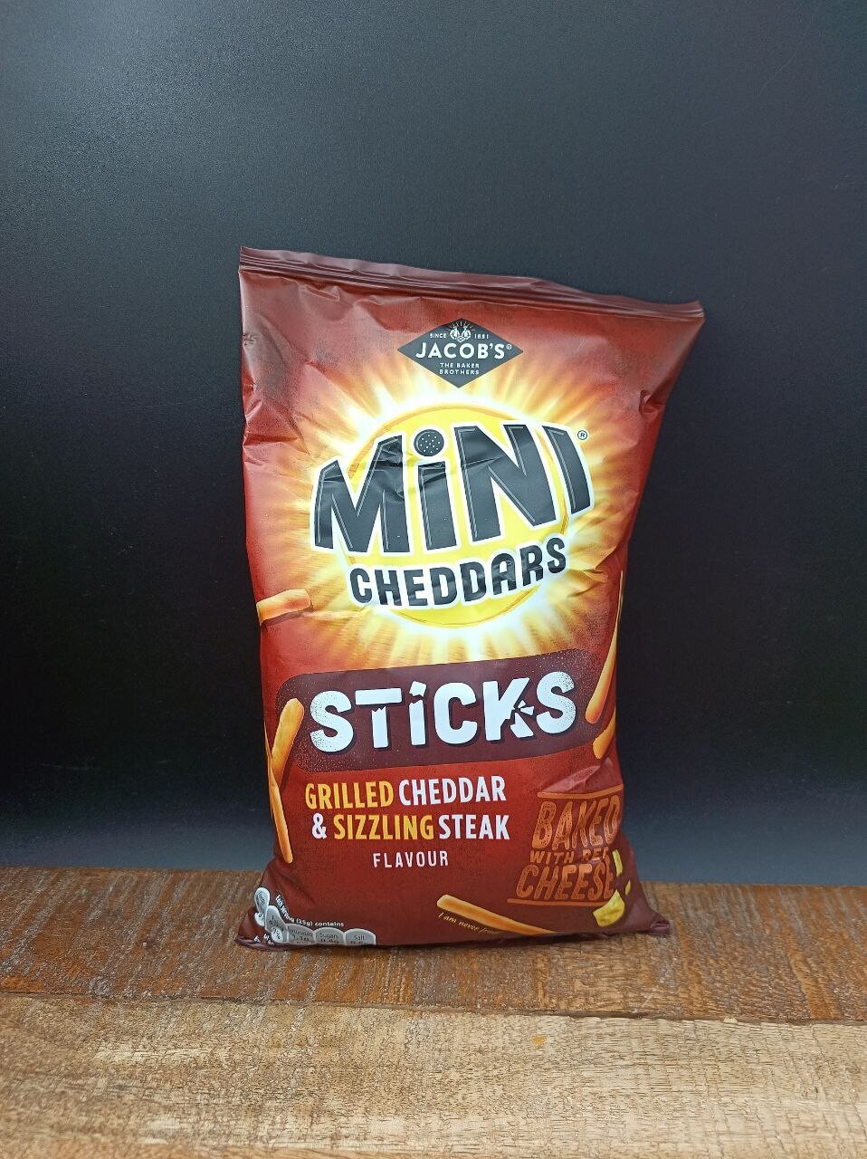 Mini Cheddars Sticks Grilled Cheddar & Sizzling Steak 150g