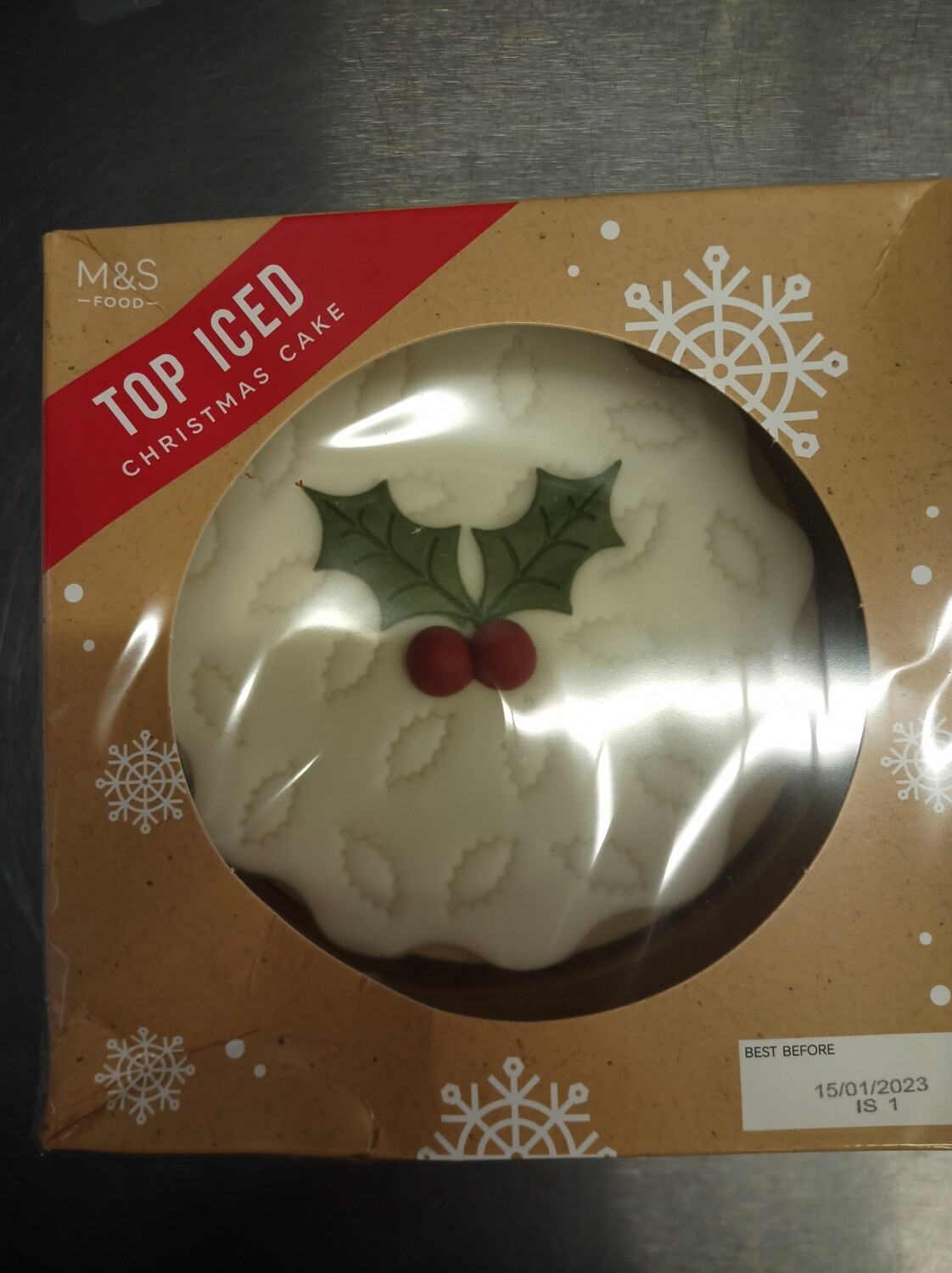 M&S Top Iced Christmas Cake 835g