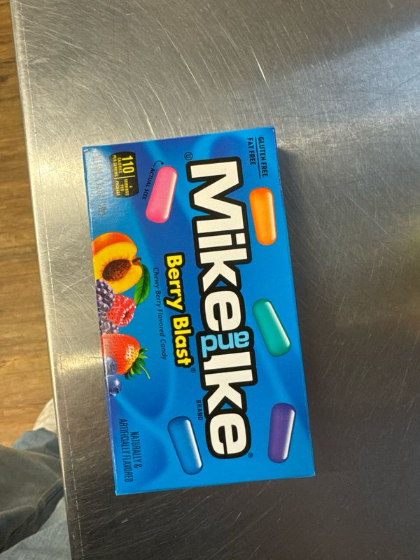 ****mike And Ike Berry Blast