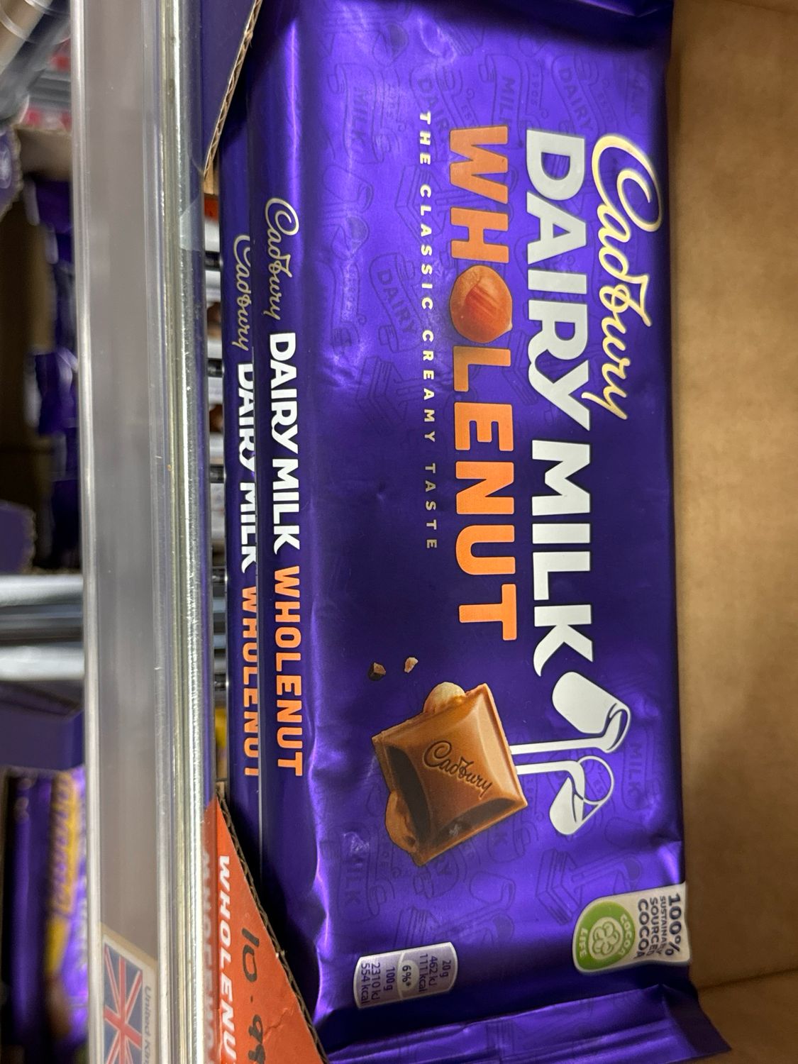 Cadbury Dairy Milk Wholenut 180 g