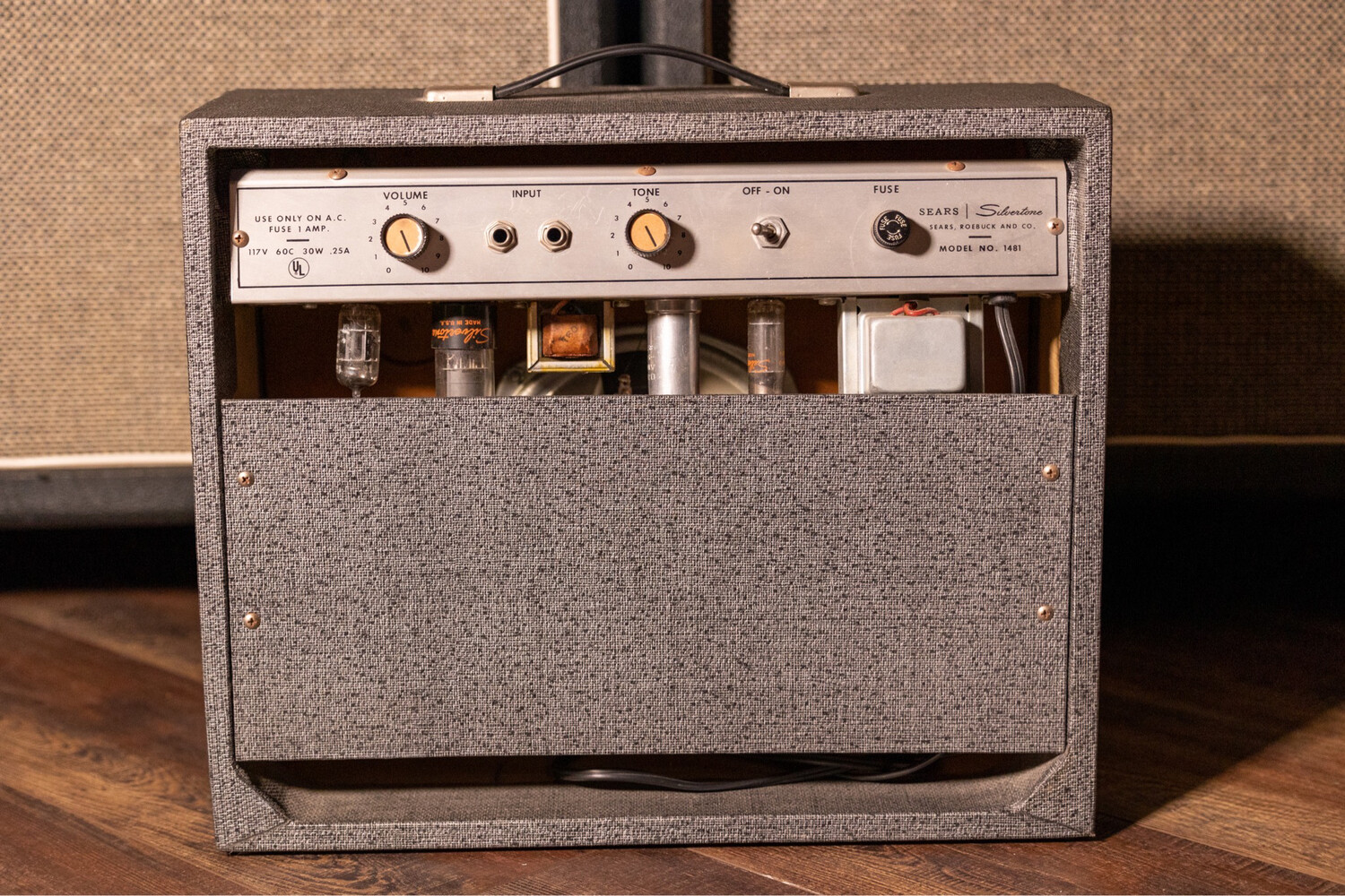 Silvertone 1481