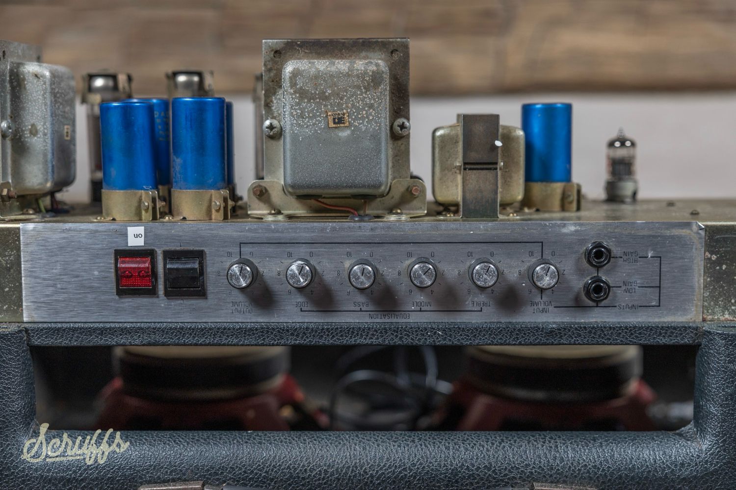 Park 100w Master Volume Combo Park 100w Master Volume Combo