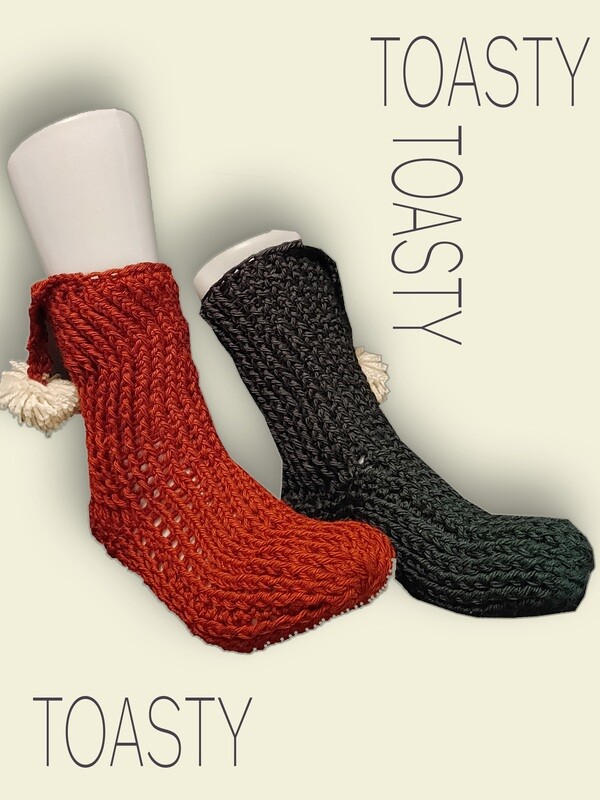 Autumn red and green slipper socks with pom pom
