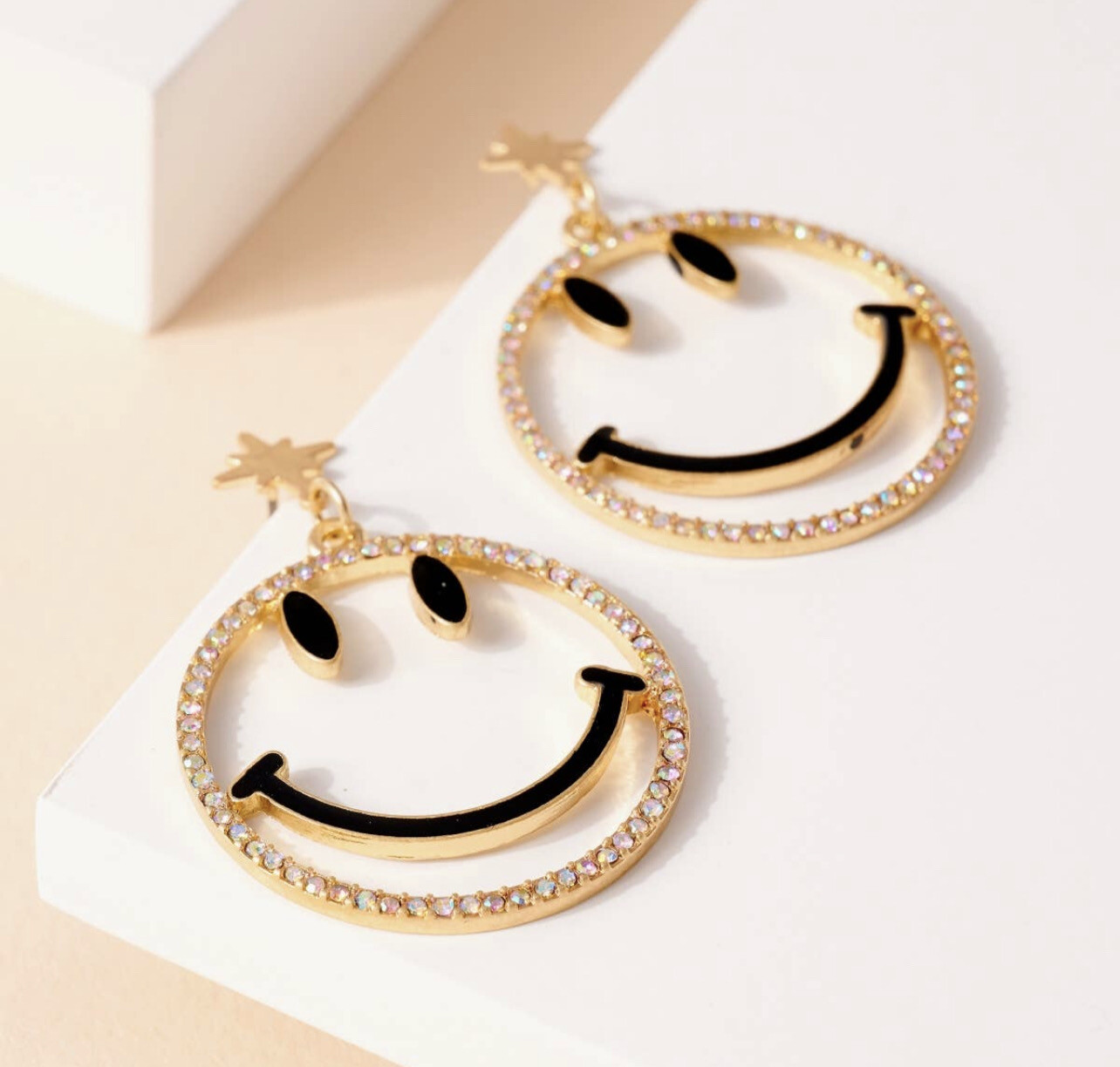 AZ: Smiley Face Rhinestone Earrings