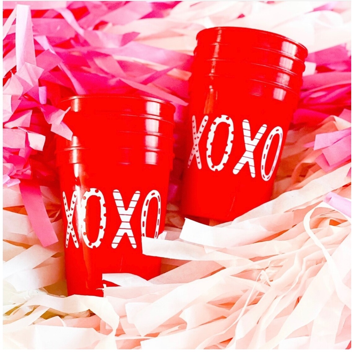 Busy Bee: XOXO Valentine's Day Stadium Cup