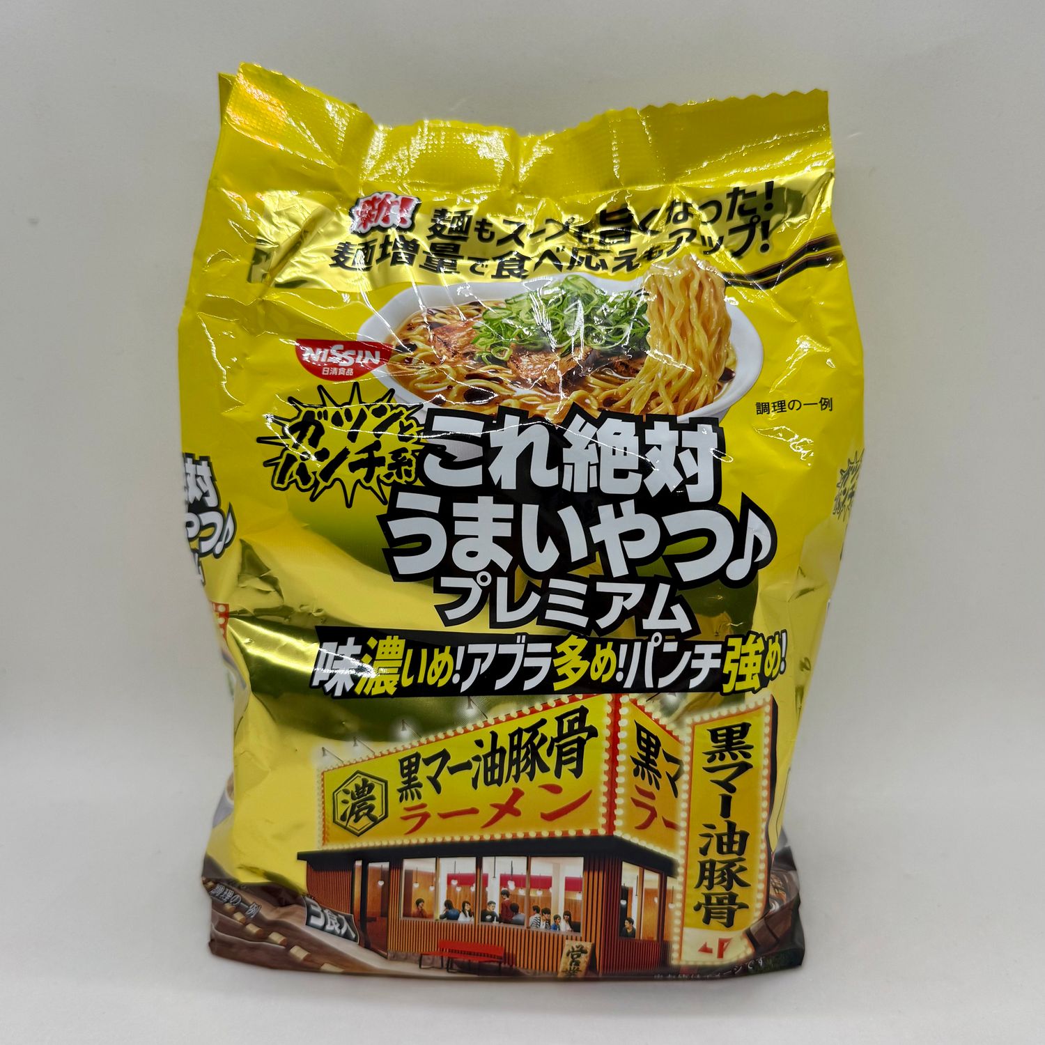 Nissin Zettai Premium Mayu Tonkotsu