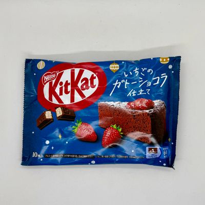 Kitkat Strawberry Gateau
