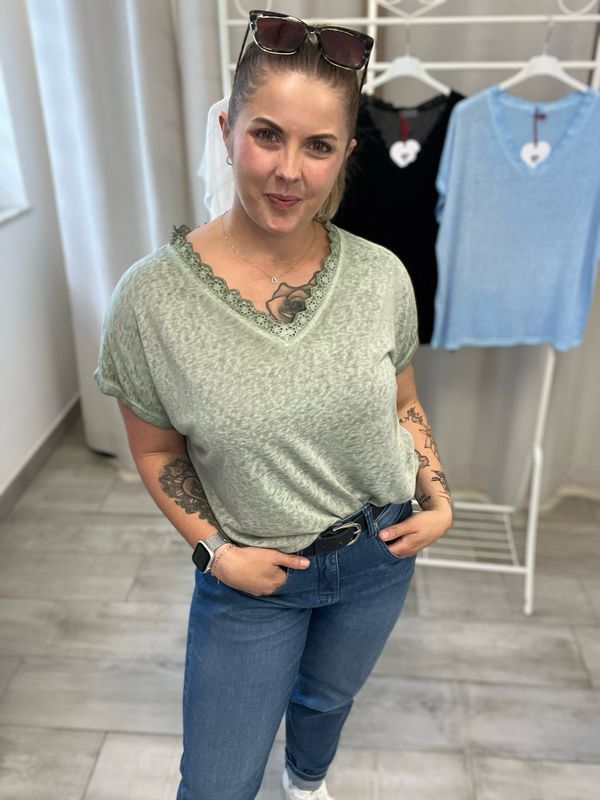 Shirt Pia