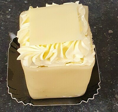 Vanille boterroom gebakje