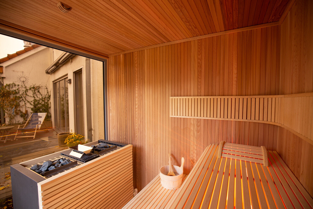 LUXURY Outdoor Sauna 245cm of 305cm